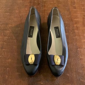 Bally Size 6.5 Museta Black Heeled Loafers With Bow